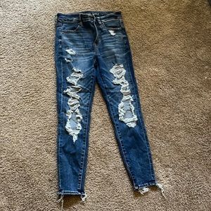 New jeans only used once. Blue ripped jeans from American eagle.